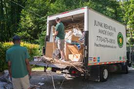 Best Yard Waste Removal  in Mount Washington, KY